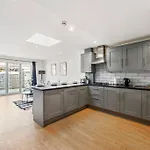 Lovely Gem - Sleeps 23 Bristol