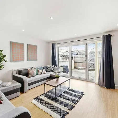 Appartement Lovely Gem - Sleeps 23 *